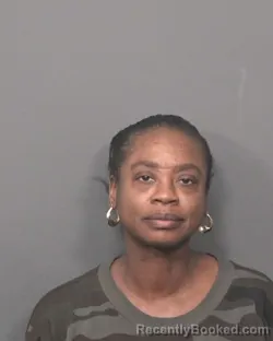 Mugshot of DELORIA L PAYNE