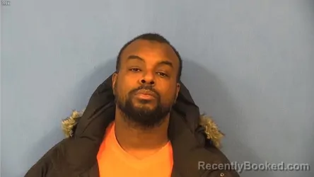 Mugshot of DAUNTE BROWN