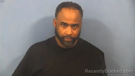 Mugshot of JAQUEZ SHANNON