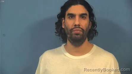 Mugshot of JOSE VASQUEZ