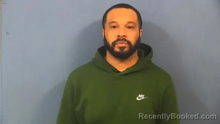 Mugshot of LAIRRE JONES