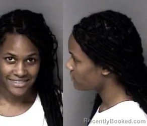 Mugshot of Ariana Simone Reams