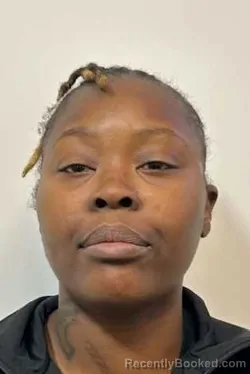 Mugshot of SHAKELA J FULTZ