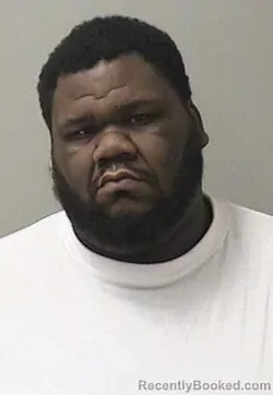 Mugshot of TOMARI D GREGORY