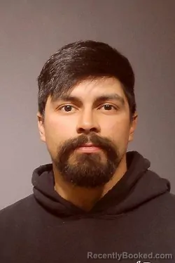 Mugshot of RIGOBERTO FRAIRE