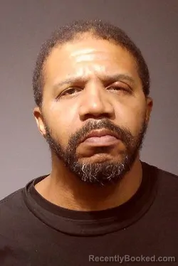 Mugshot of DARIUS MARQUEE SR BENARD