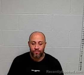 Mugshot of CAMERON SEYMOUR