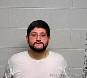 Mugshot of JAVIER E PATLAN