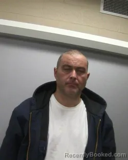 Mugshot of ROBERT D VANDYKE