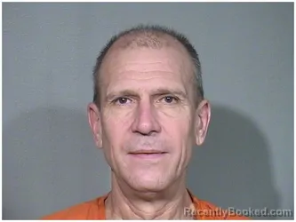 Mugshot of RANDAL L BASS