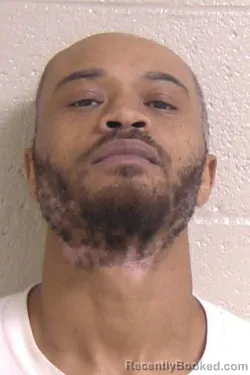 Mugshot of KEON MOORE