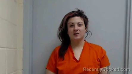 Mugshot of SAMANTHA B AHRENS