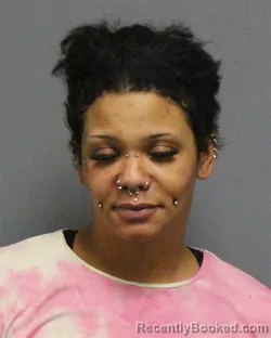 Mugshot of NADANIA TAMORA LAMBERT