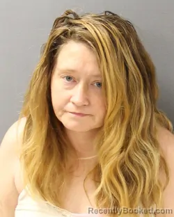 Mugshot of ROBIN GAYLE CAMPBELL