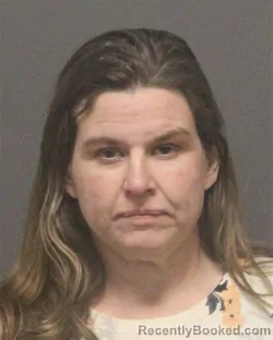 Mugshot of SARA ELIZABETH TRAVIS