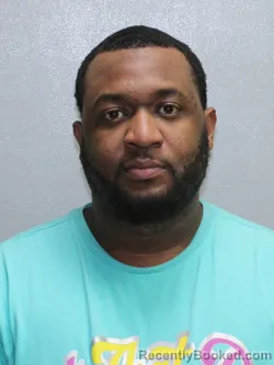 Mugshot of DAWAYNE QUINCY CLARK