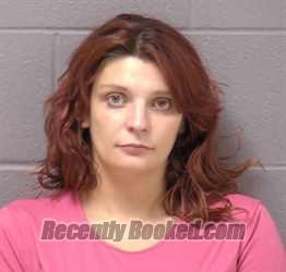 Mugshot of AMBER N GRIVETTI-HOUSMAN