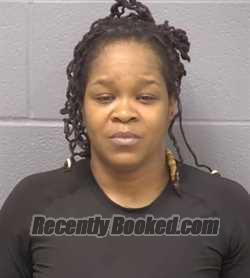 Mugshot of SHENITA M SWANAGAN EL
