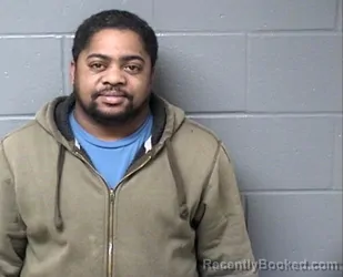 Mugshot of FRANKIE D SURNEY