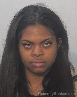 Mugshot of Raeisha Curtreese Smith