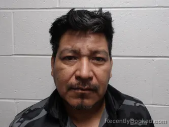 Mugshot of VALLADARES-JOYA, DONALDO