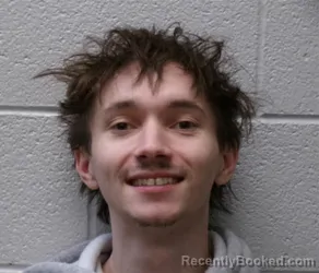 Mugshot of JUSTIN CRAIG LEGNON