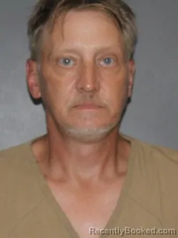 Mugshot of Kevin William Davis