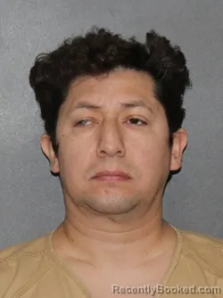 Mugshot of Pablo Lopez Hernandez