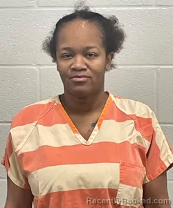 Mugshot of SHAVONE RESHAY MURRY