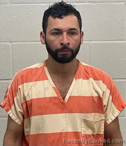 Mugshot of LESTHER MARTINEZ MIRANDA