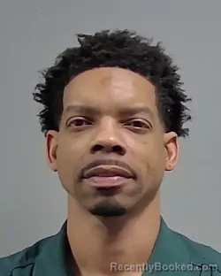 Mugshot of CORTNEY DEANTRA WRIGHT