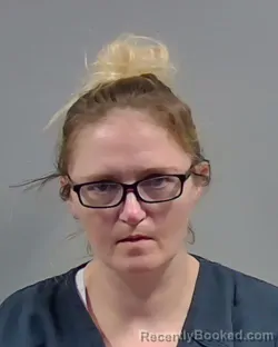 Mugshot of HEATHER LEEANN CHAPMAN