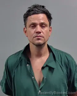 Mugshot of VICTOR LUNA