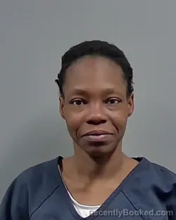 Mugshot of LAMANDA LADORIS SMITH