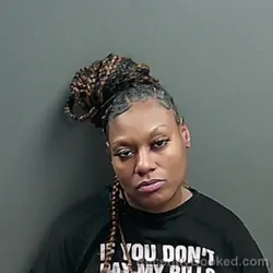 Mugshot of Shaniqua Shante Moore