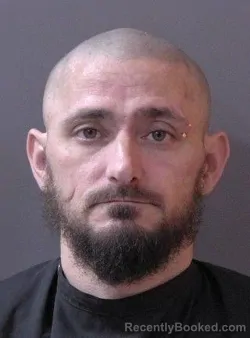 Mugshot of Dustin Tyler Helton