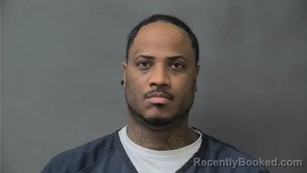 Mugshot of LAVONSKI VONTEZ ELLIOTT