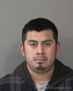 Mugshot of MOISES GOMEZ LOPEZ