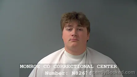 Mugshot of LUKE THOMAS EBERHART