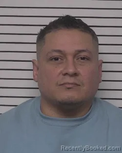 Mugshot of CESAR ORLANDO FLOREZ
