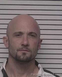 Mugshot of JUSTIN MICHAEL SPRADLING