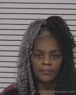 Mugshot of JAREEMA SHARAE WARNER