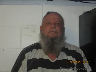 Mugshot of JON E ROYER