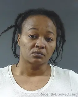 Mugshot of Feshiyra Brittany Scott