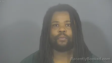 Mugshot of DAMARAI ERIC ROBINSON
