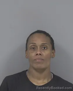 Mugshot of ASHIKA BRIENNE EVERETTE
