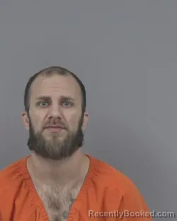 Mugshot of AUSTIN NICHOLAS HINNANT