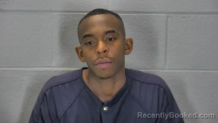 Mugshot of Dezmane Deunte Ruffin