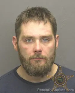 Mugshot of MICHAEL WARREN TRAVERS