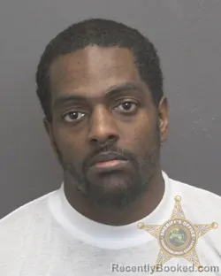 Mugshot of KENNETH DEWAYNE LOWRY